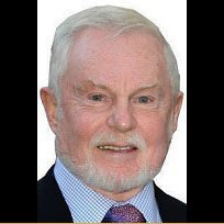 Дерек Џејкоби Derek Jacobi