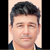 Кајл Чендлер Kyle Chandler
